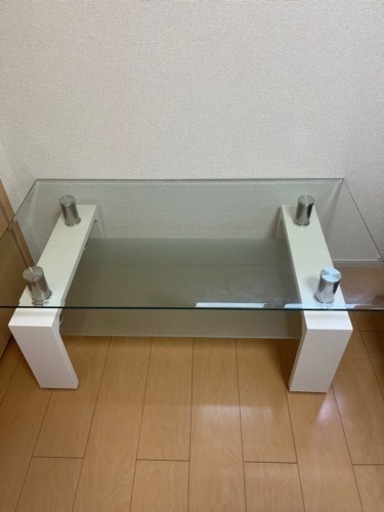 ガラステーブル