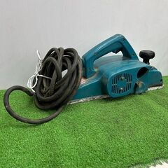 マキタ 1911B 電気カンナ【野田愛宕店】【店頭取引限定】【中古】ITMR9M6949I0の画像