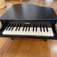 KAWAI おもちゃのグランドピアノ