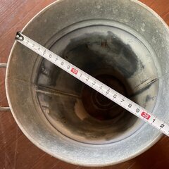 アンティーク/ブリキ花桶/花入れ/フラワーポット/バケツの画像