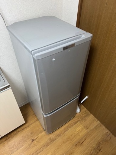 【取引先決まりました】三菱冷蔵庫　MR-P15C-S 2018年製