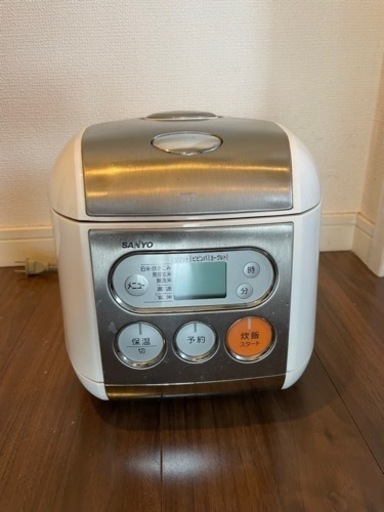 サンヨー SANYO マイコン炊飯器（5合炊き） ECJ-FS50-SW