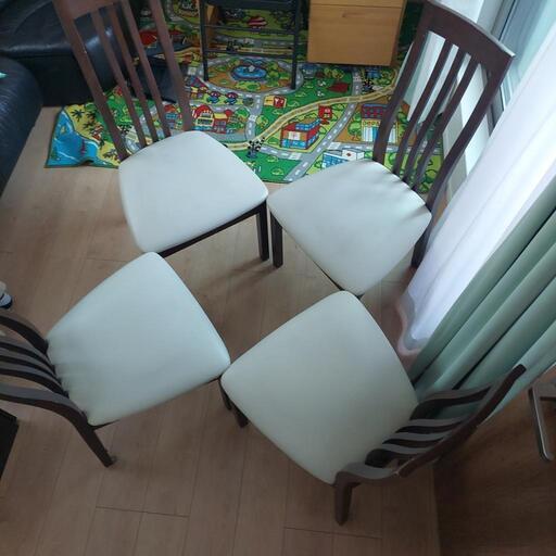 大塚家具　ダイニングチェア四脚