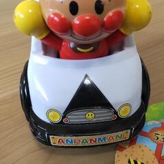 トミカ　これなーんだ？　カード　アンパンマンおしゃべりパトカーの画像
