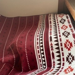 美品　ラグ