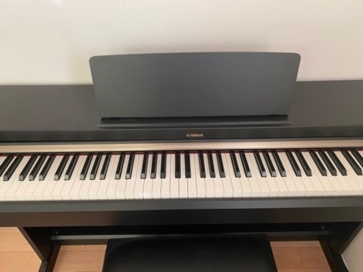 ピアノ　YAMAHA YDP-162