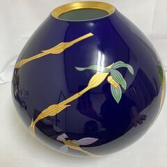 香蘭社　有田焼　青いツボ