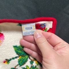 FEILER いちご柄ハンドタオルの画像