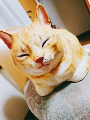 小澤康麿 猫 手びねり猫 香箱座り 茶トラ