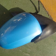 パッソ　右電格ドアミラー　KGC30　美品　カラーB67