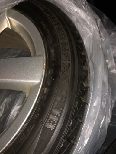 スタッドレスタイヤ 225/55r18  4本 ホイール付き