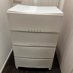 プラスチックタンス
