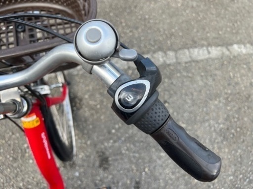 ヤマハ　電動自転車　8.7Ah 00