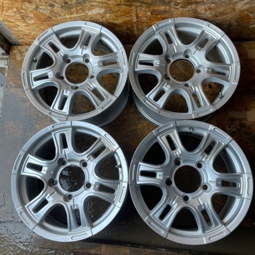 今日まで　ランクルなど　美品　17インチ　シルバー　5穴　おそらくトヨタ純正