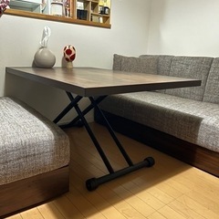 大人気　昇降式テーブル　新品同様の画像