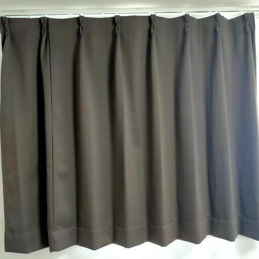 カーテン（横120cm　×　縦100cm）×2