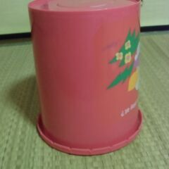 【取引成立】●無料● プラスチック ゴミ箱 ぞうさんとネコ 差し上げます。＊石川県＊美川より＊期間限定の画像