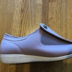 高齢者の靴　歩きやすいです。あまり履いていません。介護の画像
