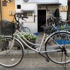 💯💯　ママチャリ　２６インチ　ライト　付き　シルバー　配達可能