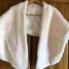 ふわふわ優しいショール　とても綺麗です。