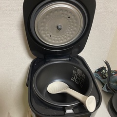 アイリスオーヤマ　炊飯器　3合炊きの画像