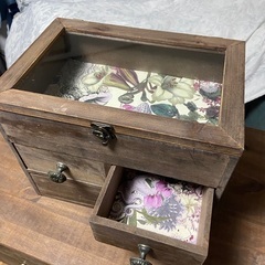 【可愛い小物入れ】無理で差し上げますの画像