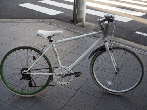 シマノ6段　白い自転車　26インチ