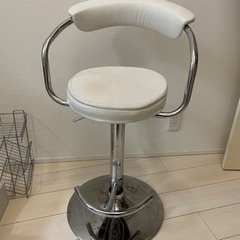 ニトリカウンターチェア