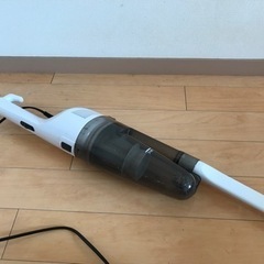 ツインバード　ハンディ掃除機