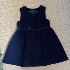 子供服、靴、バックの画像