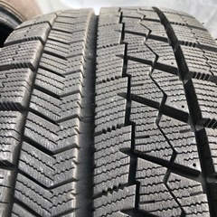 ブリヂストン スタッドレス VRX 185/55R16の画像