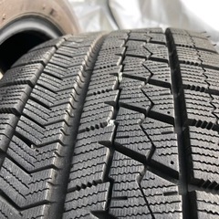 ブリヂストン スタッドレス VRX 185/55R16の画像