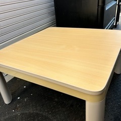 こたつ　テーブル　裏はホワイト