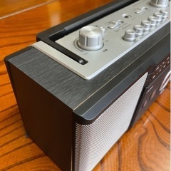 ラジオ　カセットテープレコーダーの画像