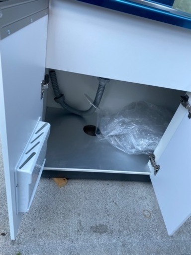 キッチン　流し台　未使用品　