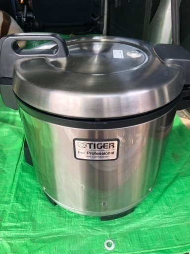 21年製　タイガー炊飯ジャー　3.6L JNO A360 飲食店　イベント　黒ニンニク製造に