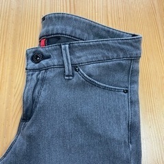 【無料】ローライズジーンズ　56センチの画像