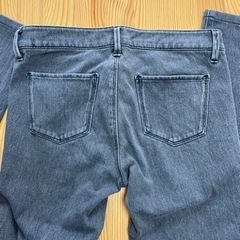 【無料】ローライズジーンズ　56センチの画像