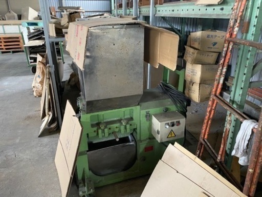 プラスチック成形機
