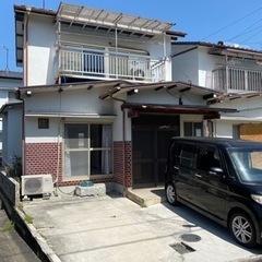 【東山崎町戸建】生活便利。ペットOK 駐車場2台