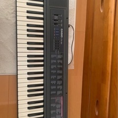 電子キーボード