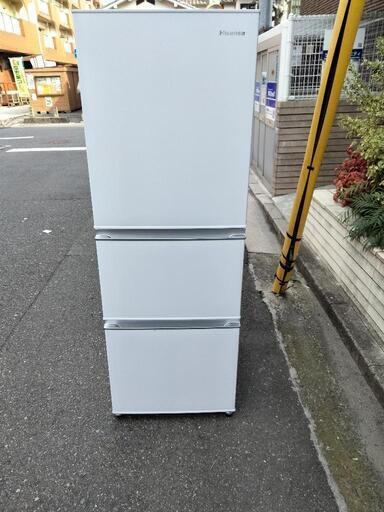 2021年製Hisense　ハイセンス282Ｌ３ドア冷蔵庫　HR-D2801