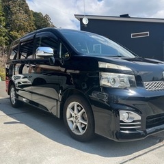  商談中　70 ヴォクシー  ＺＳ煌　後期　4WD  車検令和6...