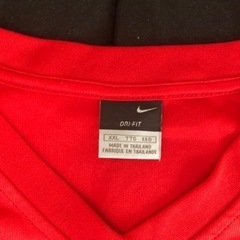 NIKE ロングスリーブ　シャツ　赤　XXLの画像