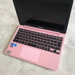 ASUS E203N ノートパソコンの画像