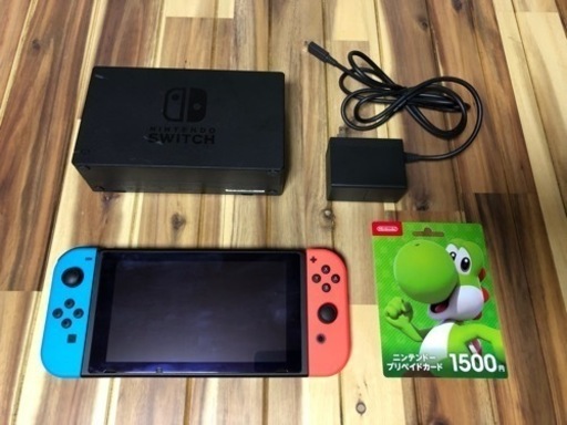NIntendo Switch 一式＋おまけ【値下げ】本日3/31中に決まらなければ取り下げてヤフオク等で売ってしまいます