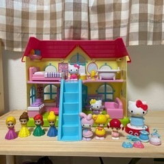 キティちゃん　おうちにようこそ！