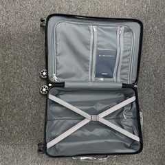 SSサイズ　キャリーケースの画像