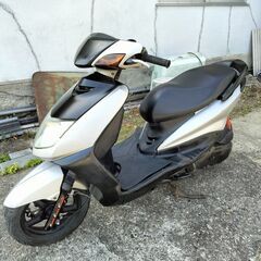 シグナスX125　乗りやすい　マットシルバー　エンジン調子良い。