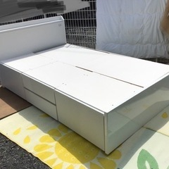 引渡決定　中古　ニトリ　チェストベット　セミダブルベッド　マット付き